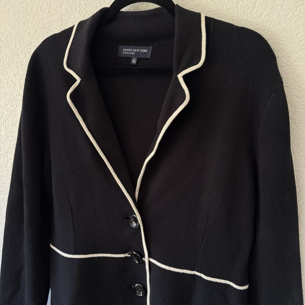 Y2K Jones New York XL Blazer Style Sweater Jacket Black w White Trim Classic
